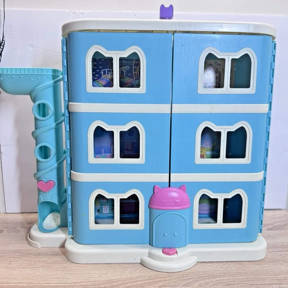 Gabby's Dollhouse Purrfect Dollhouse Cat Themed Playset Spin Master